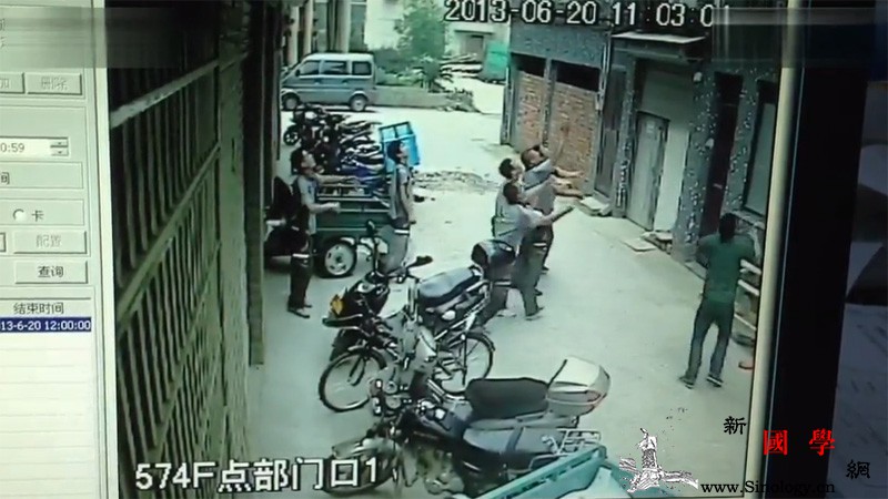 浙江宁海县2岁半女童从5楼跌落幸好5名_宁海县-女童-浙江-接住-