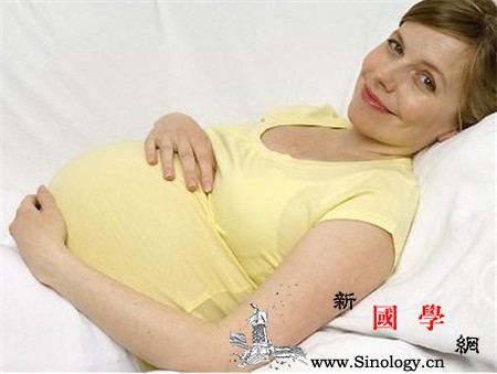 晚上十点做胎教可以吗_胎动-胎教-胎儿-讲故事-