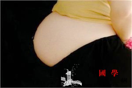 光照胎教可以晚上做吗_胎教-光照-胎儿-手电筒-
