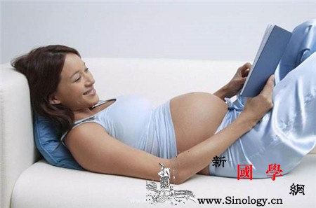 胎教应该读什么书给宝宝听呢_胎教-月亮-南瓜-绿灯- ()