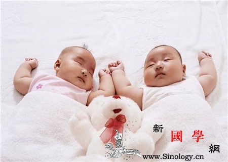 同卵双胞胎是怎么形成的_受精卵-育成-胚胎-滋养-遗传优生
