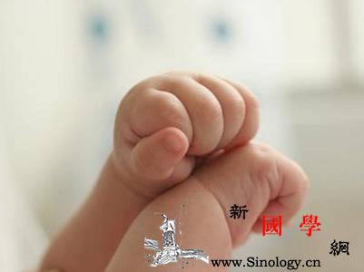 新生儿湿疹会痒吗？_丘疹-止痒-瘙痒-芦荟-