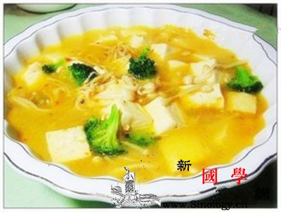 9个月宝宝食谱推荐：西兰花炖豆腐_老豆腐-适量-番茄-碳水化合物-