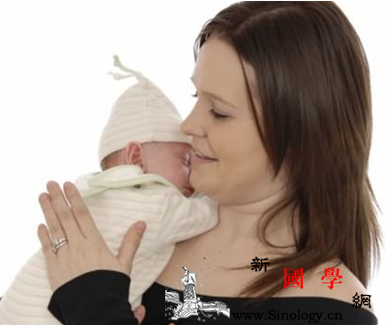 新生儿打嗝打不出来怎么办_打嗝-喂奶-相关文章-解决方法-