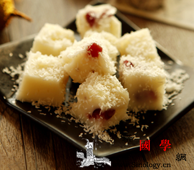 荔枝蔓越莓凉糕—孩子最爱的清凉小点_椰蓉-面糊-荔枝-搅拌-