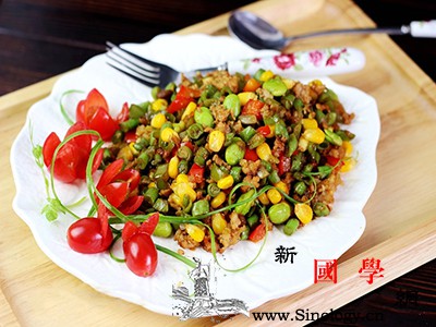 儿童营养餐之什锦肉末_柿子椒-肉末-青豆-什锦-