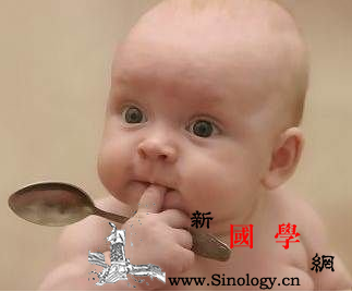 新生儿吐奶怎么回事_胃部-喂奶-相关文章-怎么回事-