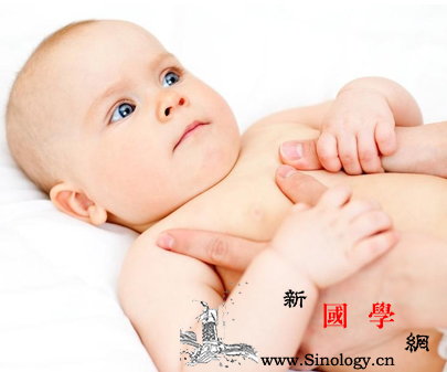 新生儿打嗝胀气怎么办_打嗝-喂奶-相关文章-解决方法-
