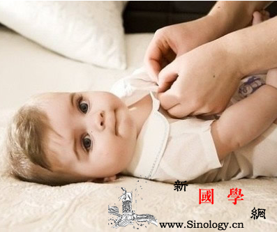 早产儿受凉吐奶怎么办_早产儿-受凉-热敷-早产-