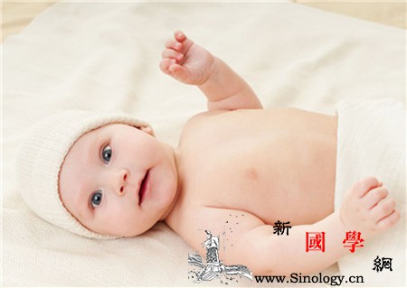 新生儿腹泻呕吐怎么办_侧卧-喂奶-腹泻-脱水-