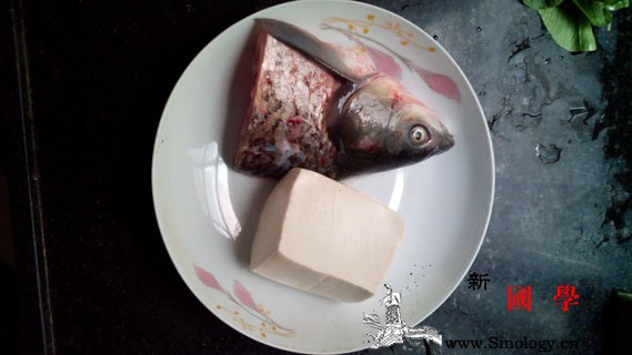 鱼头豆腐汤的做法_草鱼-鱼头-豆腐-含有-