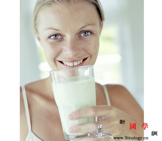 孕妇喝牛奶注意事项_酸奶-孕妇-喝牛奶-牛奶-