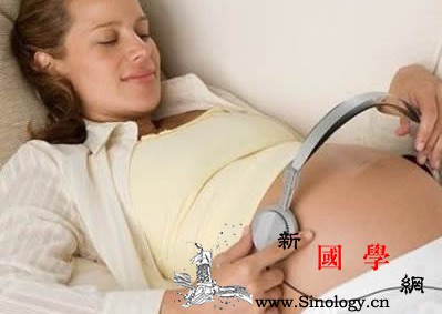 怀孕中期怎么胎教_胎教-条件反射-胎儿-抚摩-