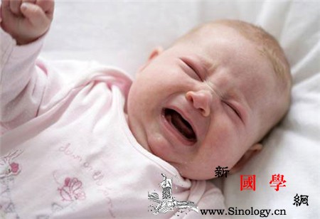 新生儿肠绞痛能喝水吗_奶水-绞痛-喂奶-哭闹-