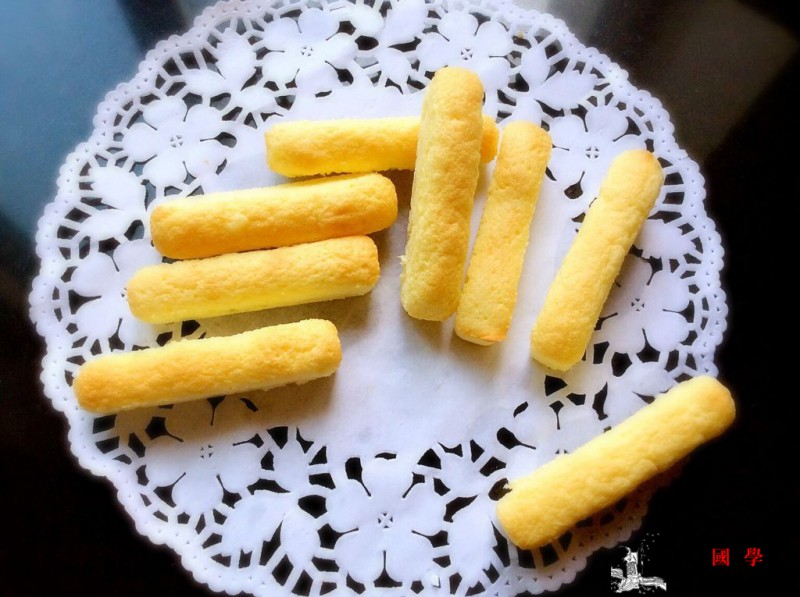 宝宝饼干的做法大全_蛋黄-烤箱-饼干-均匀-