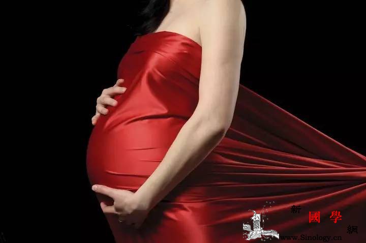 快到预产期了见红要马上去医院吗？_粘液-阵痛-征兆-明道-