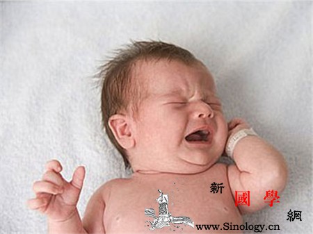 新生儿肚子不舒服的症状_操作者-拇指-症状-肚子-