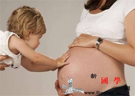 二胎临产前的征兆注意与首胎的微妙区分_临产-腰痛-征兆-子宫-