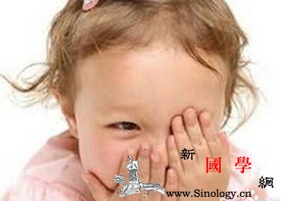 孩子频繁眨眼什么原因_异物-抽动-矫正-眼部-