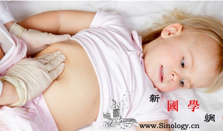 新生儿肚子胀气怎么办_奶嘴-喂食-喂奶-肚子-