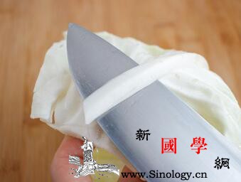 豆干高丽菜卷低卡美味的瘦身便当_菜叶-红萝卜-香油-香菇-