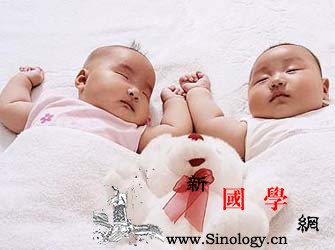 怀双胞胎有什么症状_预产期-双胞胎-子宫-孕妇-