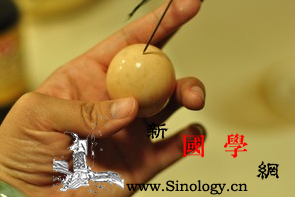 正宗日本糖心蛋做法软糯入味的日式鸡蛋美味_蛋黄-酱油-鸡蛋-剥壳-