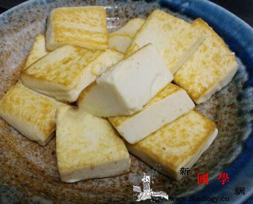 杏鲍菇烧豆腐老少皆宜的豆腐新吃法_蚝油-软化-洋葱-适量-