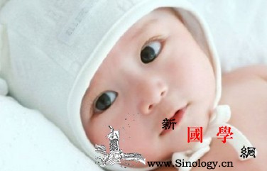 新生婴儿总打嗝需要治疗吗_打嗝-喂奶-进食-婴儿-