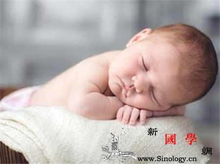 新生儿放屁多正常吗_打嗝-喂奶-肠道-哭闹-