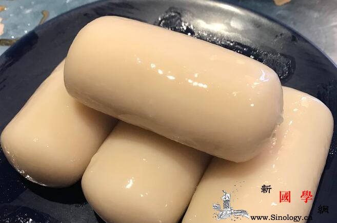 粘米粉制作粉利的做法家庭自制手工粉利的做法_蒸锅-米粉-盖上-加热-