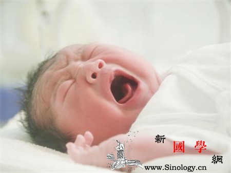 新生儿脸春了怎么办_漾奶-哭闹-湿度-维生素-