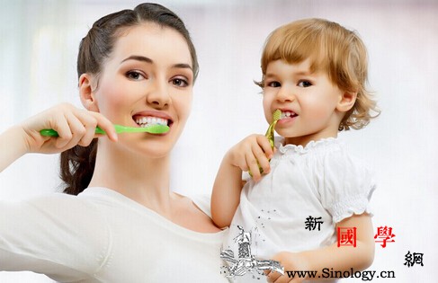 手足口病能刷牙吗如何保持患儿口腔清洁？_漱口-手足-刷牙-细菌-