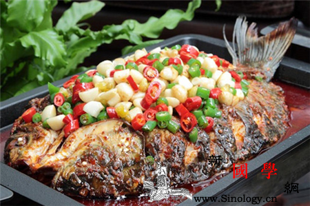 诸葛烤全鱼家常做法_郫县-烤架-醪糟-菜油-
