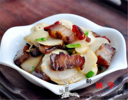 洋姜怎么做好吃_洋姜-红椒-腊肉-食盐-