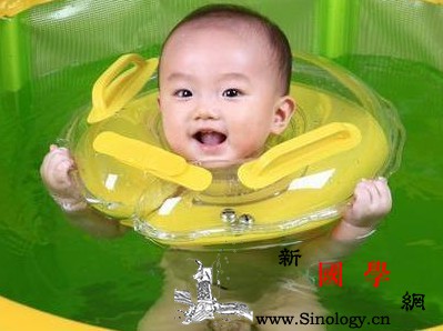 带宝宝游泳需要注意什么_块儿-撑住-水中-锻炼-