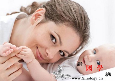 孕妇分娩阵痛时该怎么做？分娩时正确的呼吸和用_阵痛-产妇-分娩-用力-