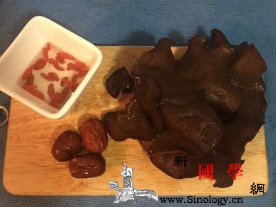 黑木耳红枣汤的做法_黑糖-果汁机-汤水-黑木耳-