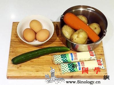 最简单的土豆沙拉做法_电锅-红萝卜-洗净-土豆-