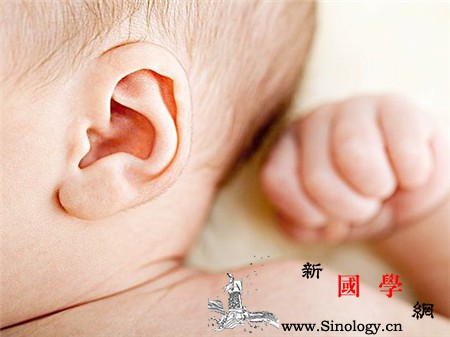 新生儿的耳朵需要揪吗_软骨-喂养-转换为-呕吐-