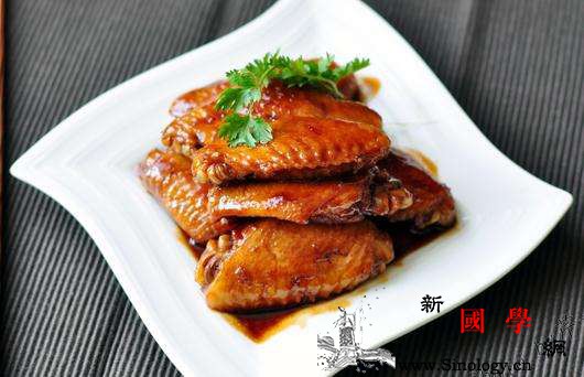 怎么用电饭锅做鸡翅美味到味蕾来跳舞_姜片-料酒-饭锅-汤匙-