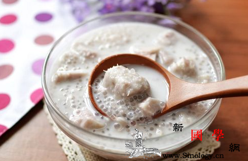 椰浆如何做西米露超好吃的椰浆西米露做法_炼乳-芋头-倒入-适量-