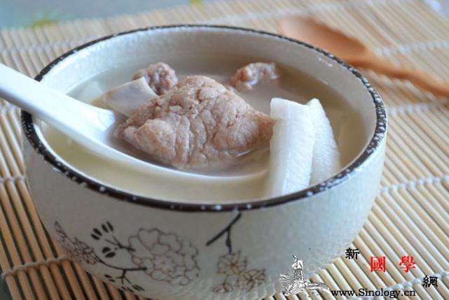 哺乳期椰子鸡汤的做法超美味的哺乳期下奶食谱_椰肉-哺乳期-乌鸡-椰子-