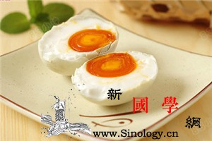 哺乳期可以吃咸鸭蛋吗_咸鸭蛋-哺乳期-食盐-鸭蛋-