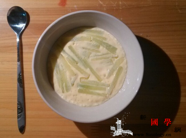 黄瓜蒸蛋怎么做好吃新鲜Q弹到不行_香油-怎么做-黄瓜-鸡蛋-