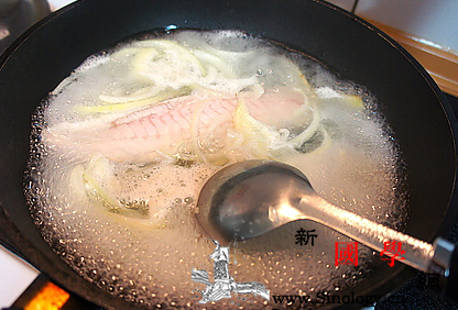 苹果鱼片粥的做法_电锅-姜片-马铃薯-鱼片-