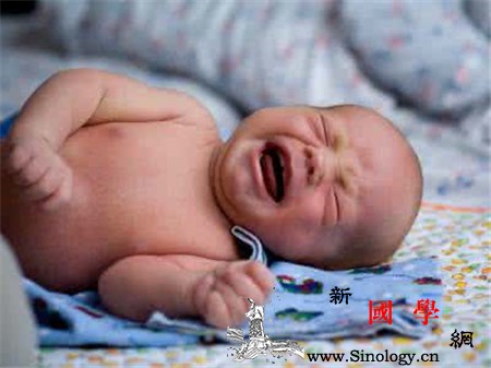 新生儿脚抖动怎么回事该怎么应对呢？_惊跳-怎么回事-抖动-月龄- ()