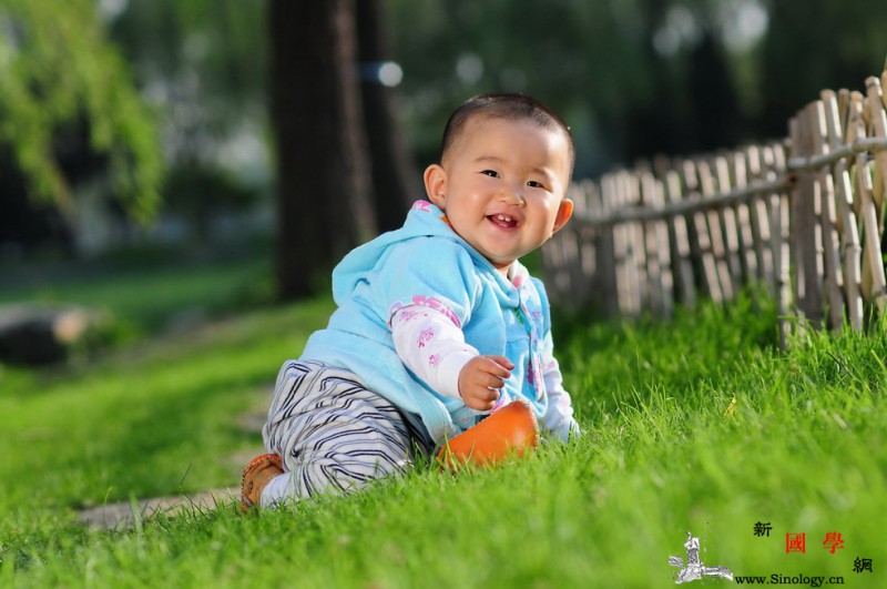 宝宝的头发护理_头发-照射-血液循环-头皮-
