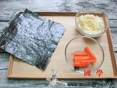 万圣节南瓜寿司的做法_角形-海苔-红萝卜-柱体-