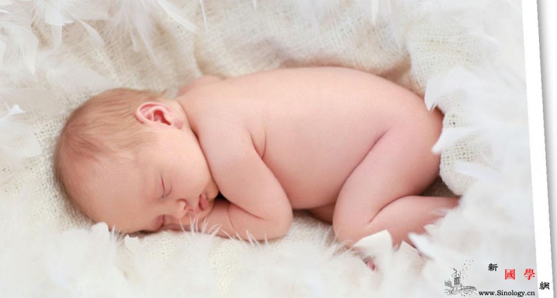 新生儿感冒是什么原因引起的新生儿宝宝感冒的_衣物-感冒-导致-原因-